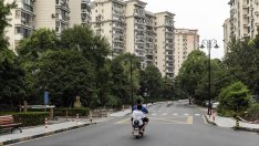 Китай подготвя нови мерки за спасяване на имотния си сектор