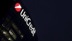 Unicredit понижава годишната си цел за приходите 