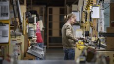 Икономиката на САЩ е нараснала с 3,3% през второто тримесечие – по-силно от първите оценки