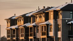 Продавачите на жилищния пазар в САЩ са с 630 хил. повече от купувачите