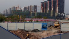 Да издигнеш небостъргач за 2 седмици - крие ли строителният бум в Китай проблеми?