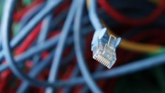 САЩ надвиват Европа в състезанието за широколентовия достъп