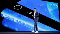 Xiaomi влиза в 5G битката с нов телефон с огъващ се екран