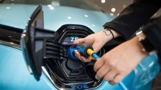 Ще стимулира ли продажбите на електромобили у нас субсидия от 6135 евро?