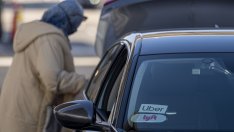  Lyft увеличава таксата за обслужване заради по-високите разходи за застраховки