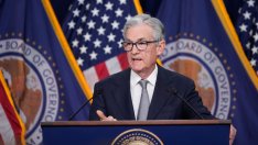 Фед остави отново лихвите непроменени и призна, че американската икономика е силна