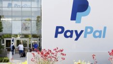 Google и PayPal спират свои услуги в Крим
