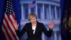 Мей призова Тръмп да възобнови "специалните отношения" между САЩ и Великобритания