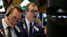 Паника обхвана Wall Street