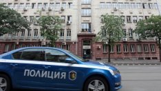 НАП противоречи на Горанов: 189 души да си сменят личните карти