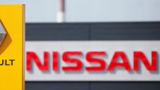 Nissan вади червения молив