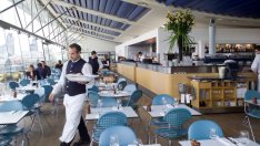 Хотели и ресторанти у нас масово наемат работници без трудов договор