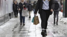 Потребителските настроения в САЩ отчитат спад за първи път от три месеца насам