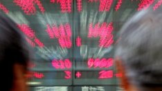 Азиатските борси се сринаха и в последната сесия от седмицата