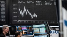 Dax ускорява срива &ndash; в началото на сесията губи 600 пункта