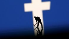 Кризата във Facebook се разраства