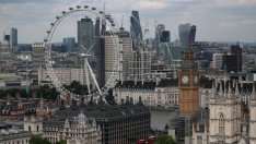 Ръстът на БВП на Великобритания е ревизиран в посока надолу