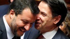 Джузепе Конте подава оставка, но още не е сигурно дали ще излезе от властта