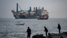 Чакащите пред Босфора и Дарданелите петролни танкери са натрупали сметки за около 13 млн. долара