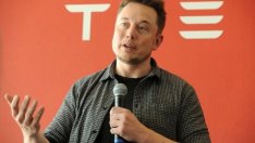 Мъск пренася соларните покриви и в бъдещите модели на Tesla 