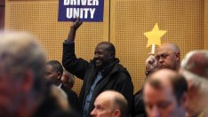 Сиатъл разреши на шофьорите на Uber да членуват в синдикaт