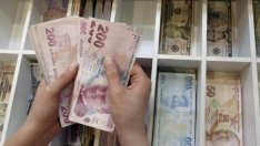 Турската лира се срина до рекордни нива спрямо долара