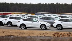 Tesla е сред компаниите, срещу които са направени най-много къси залози през 2023 г.