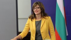 Захариева: За първи път ЕК е толкова конкретна в мониторинговия доклад за нас