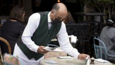 Британската икономика се е свила повече от очакваното през първото тримесечие