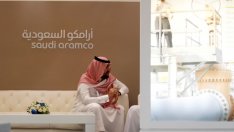 Saudi Aramco готви разширяването на най-голямата американска рафинерия
