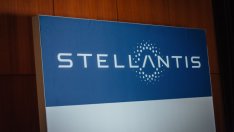 Производствената пауза на Stellantis се удължава