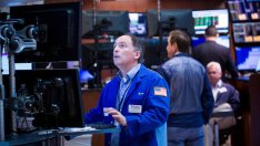 Акциите и облигациите все още не са евтини