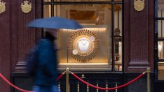 Луксозните марки имат нужда китайските потребители отново да започнат да харчат по-смело