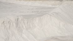 Чили разглежда варианти да възстанови своята индустрия за добив на литий