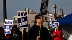 Стачката на автомобилните работници в САЩ се разширява