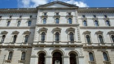 Великобритания се нуждае от нов подход към международните дела