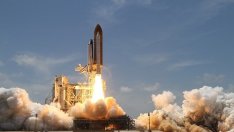 Могат ли китайските милиардери да постигнат това, което направиха Безос и Брансън?