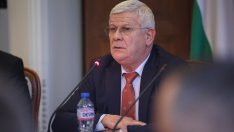 Вътев: Не е притеснително България да се откаже от забраната за внос на украинско зърно