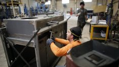 ЕК потвърди най-слабия растеж на икономиката на еврозоната от 4 години