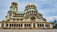 Столичната община ще забрани паркирането на автобуси пред "Св. Александър Невски”