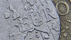 Еврото може да бъде спасено чрез превръщането му в цифров стейбълкойн