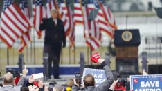 Щатските медии: Тръмп е бил въодушевен от щурма на Капитолия