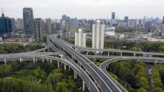 Китай засилва инфраструктурното финансиране с 45 млрд. долара от нови облигации