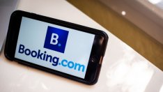 Възраждането на туризма утрои приходите на Booking.com