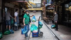 Турция увеличава минималната заплата с 22% от догодина