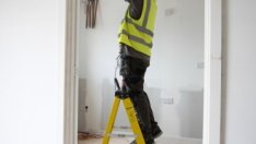 Зелените жилища пак се оказват непосилна задача за британското правителство