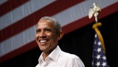 Мемоарите на Барак Обама продадоха над 887 хил. копия в първия си ден