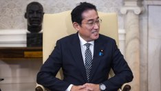 Какъв е проблемът с новия капитализъм на японския премиер Фумио Кишида?