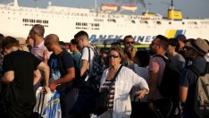 Руските туристи в Гърция намаляха с 60% през първото полугодие