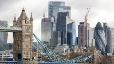 Британската икономика неочаквано се е свила преди обявяването на новия бюджет